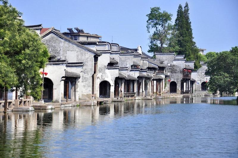 逃出巫婆屋